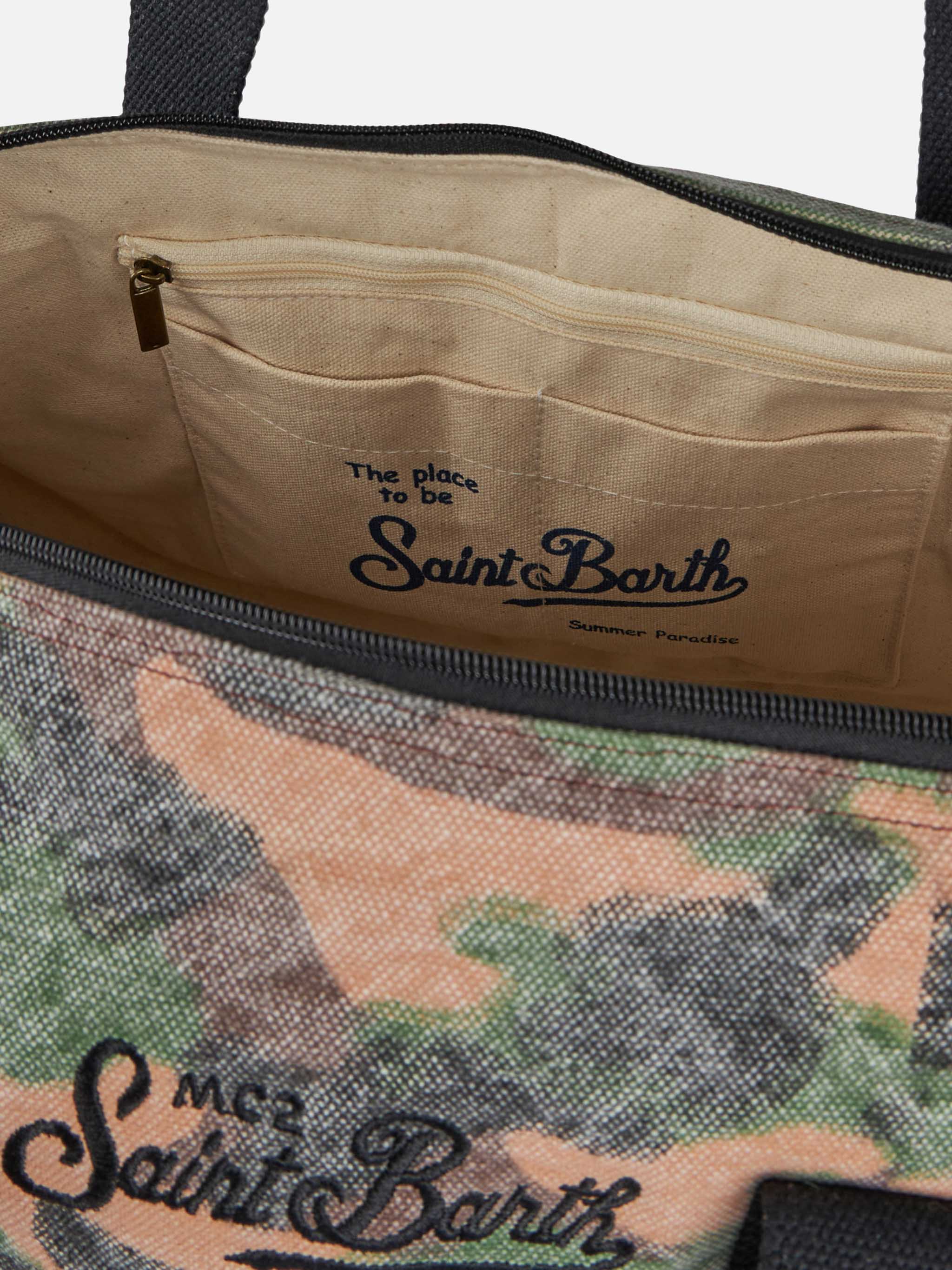 Travel duffel bag with camouflage print - Image 4